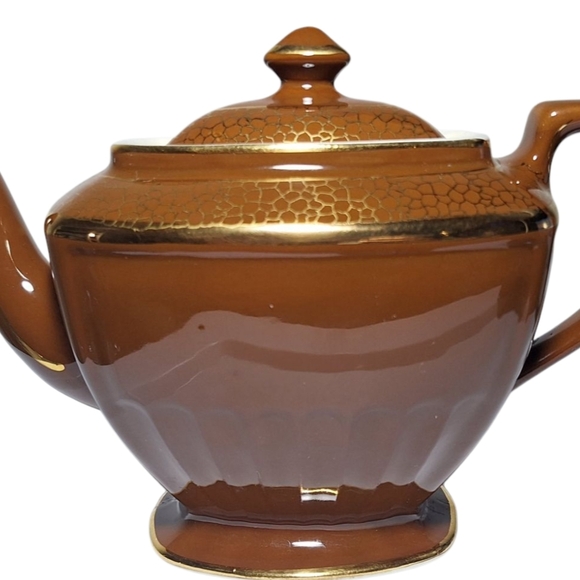 VINTAGE HALL CHINA CHOCOLATE BROWN/GOLD TRIM TEA POT 8 CUP # 0102 - Picture 9 of 12